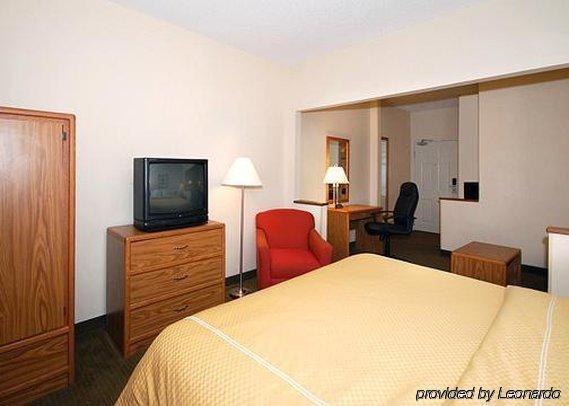 Best Western Hilliard Inn & Suites Habitación foto
